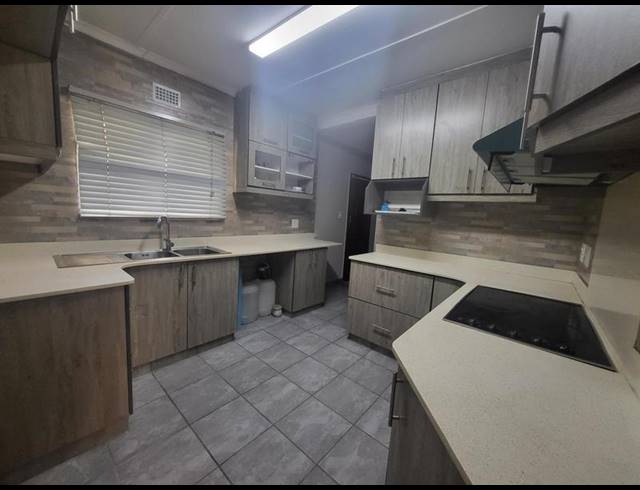 2 BEDROOM HOUSE FOR SALE IN DAWNCREST